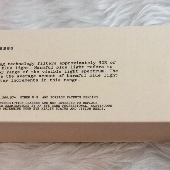 A New Day Women's Angular Square Blue Light Filtering Glasses W/Soft Case - Blk - Picture 8 of 8